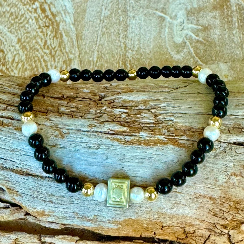 Mahjong bracelet- 4mm black onyx beads mahjong tile bead, 14k gf beads & pearls